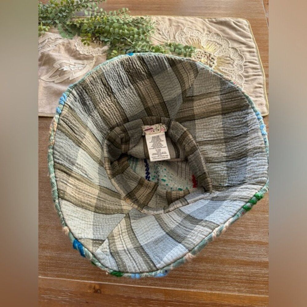 Free People Vintage Kantha Bucket Hat NWOT $98 - Picture 5 of 8